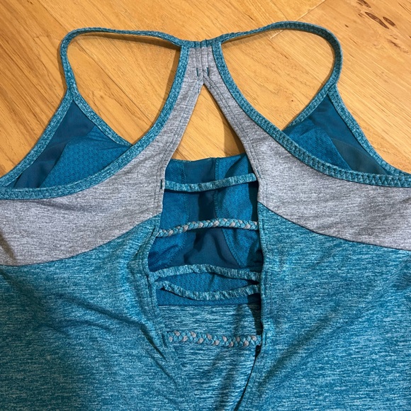 Patagonia Braided Back Activewear Tank - Picture 5 of 6